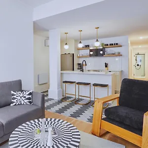 Ch-apartments, Downtown Montreal