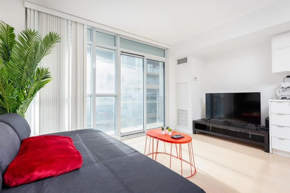 Perfectly Downtown With Free Parking Apartment Toronto Canada