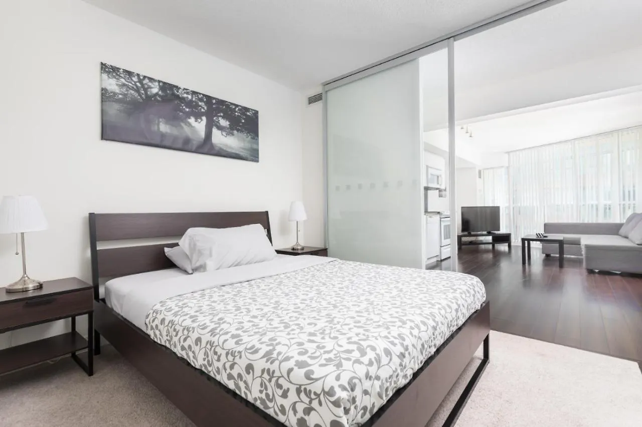 Perfectly Downtown With Free Parking Apartment Toronto Canada