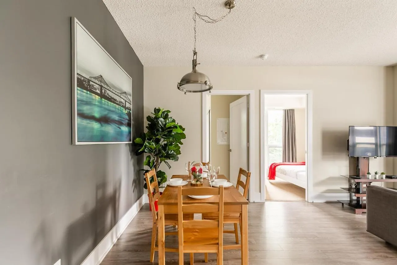 Perfectly Downtown With Free Parking Apartment Toronto 0*,