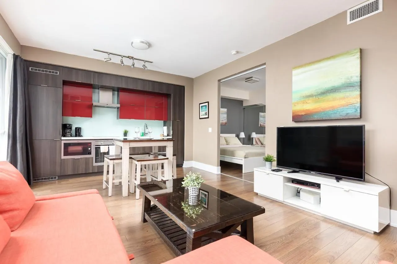 Perfectly Downtown With Free Parking Apartment Toronto